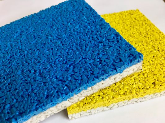 Pista di corsa in gomma EPDM personalizzabile per tutti i periodi climatici con eccellente resistenza allo slittamento e resistenza agli UV