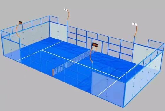 Super Panoramic Padel Court con pareti di vetro senza cuciture per una vista ininterrotta dello spettatore